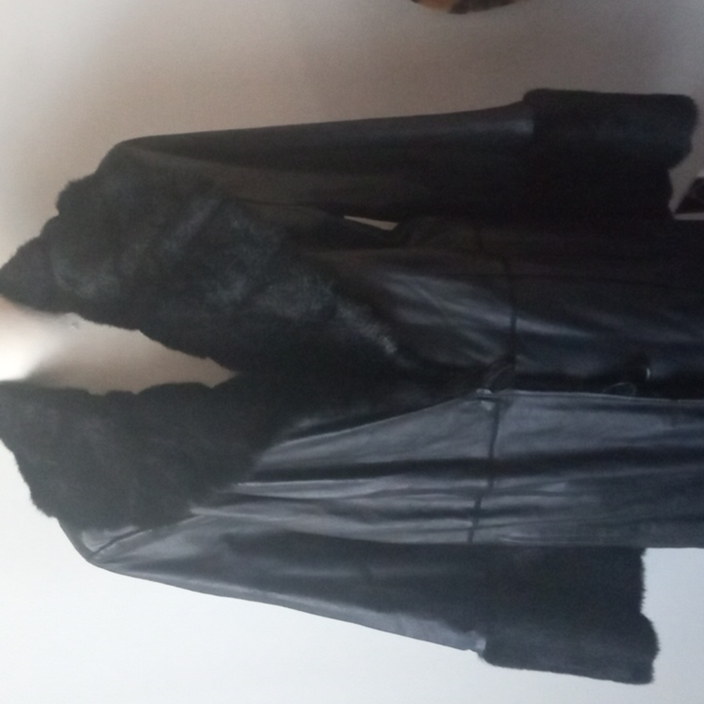 Leather coat Terry Lewis Classic Leather Coat 1X 100% Faux Fur. HOST PICK Au…